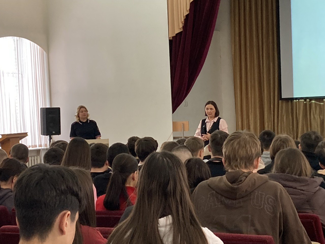 Профилактическая встреча студентов с сотрудниками транспортной полиции