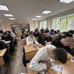В период экзаменов в колледже проходит психологическое тестирование студентов